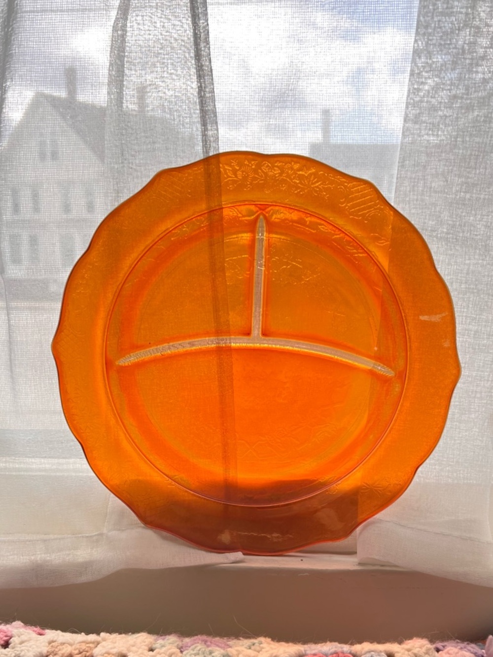 4 Vtg Federal Normandie Marigold Sunburst Carnival Glass Divided Dinner Plates - Picture 4 of 10